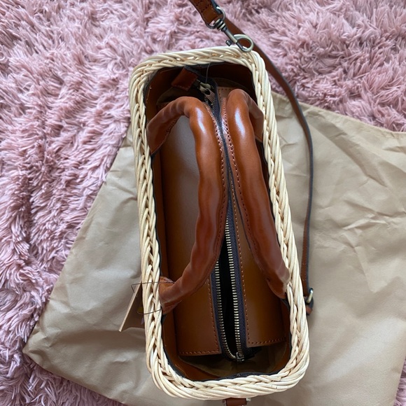 Authentic Patricia Nash handbag with dust bag. - Picture 10 of 10